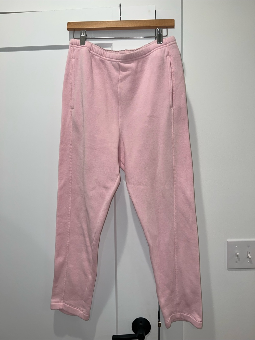 Xirena Pink Crosby Sweatpants